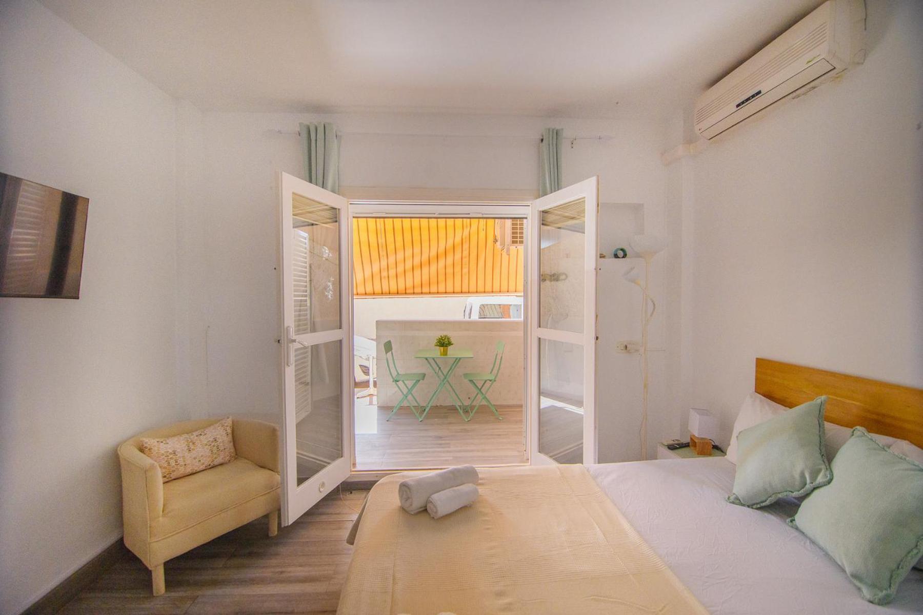 Natura Mediterranea Estudio Naturista Primera Linea Con Piscina เบรา ภายนอก รูปภาพ