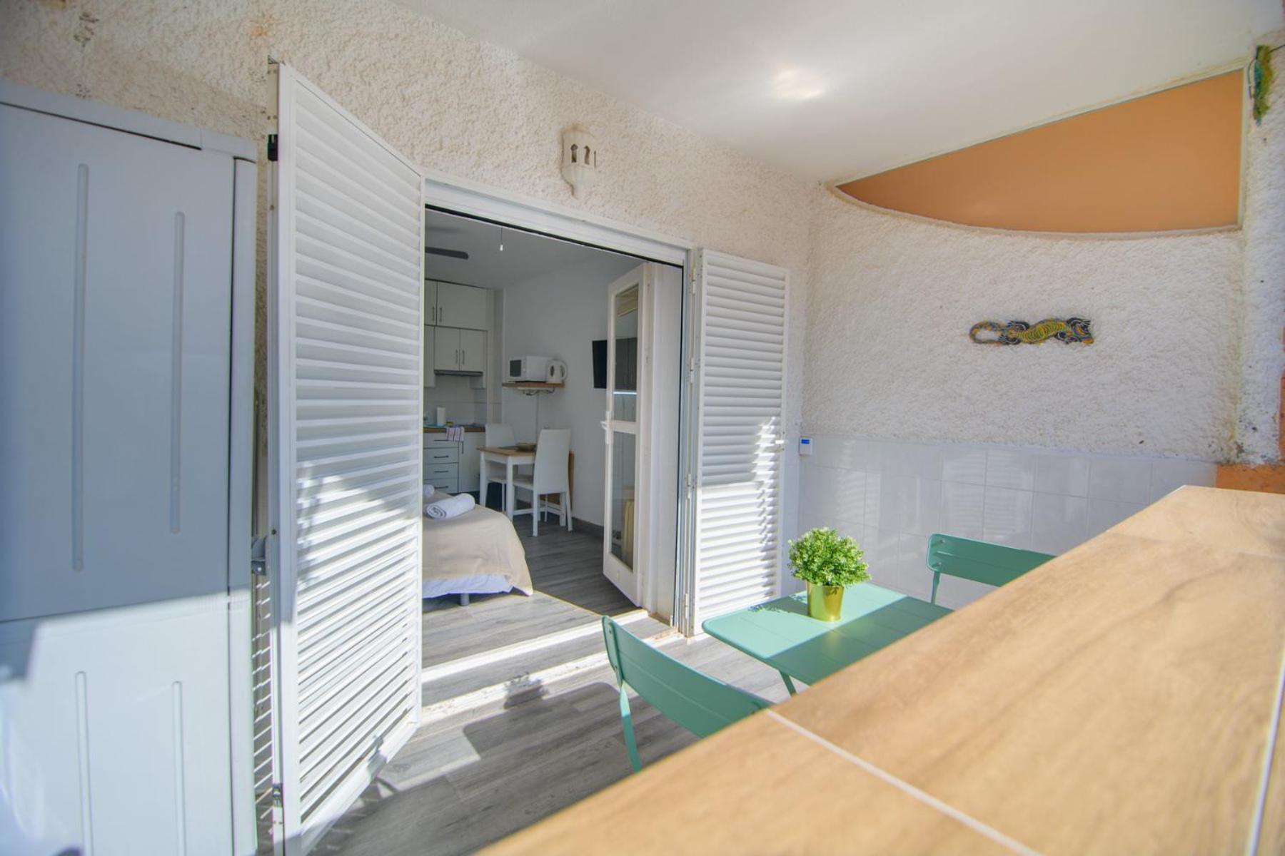 Natura Mediterranea Estudio Naturista Primera Linea Con Piscina เบรา ภายนอก รูปภาพ