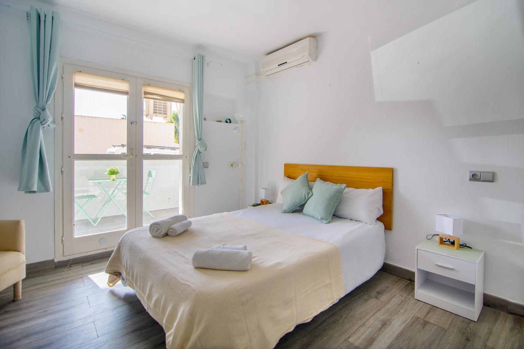 Natura Mediterranea Estudio Naturista Primera Linea Con Piscina เบรา ภายนอก รูปภาพ